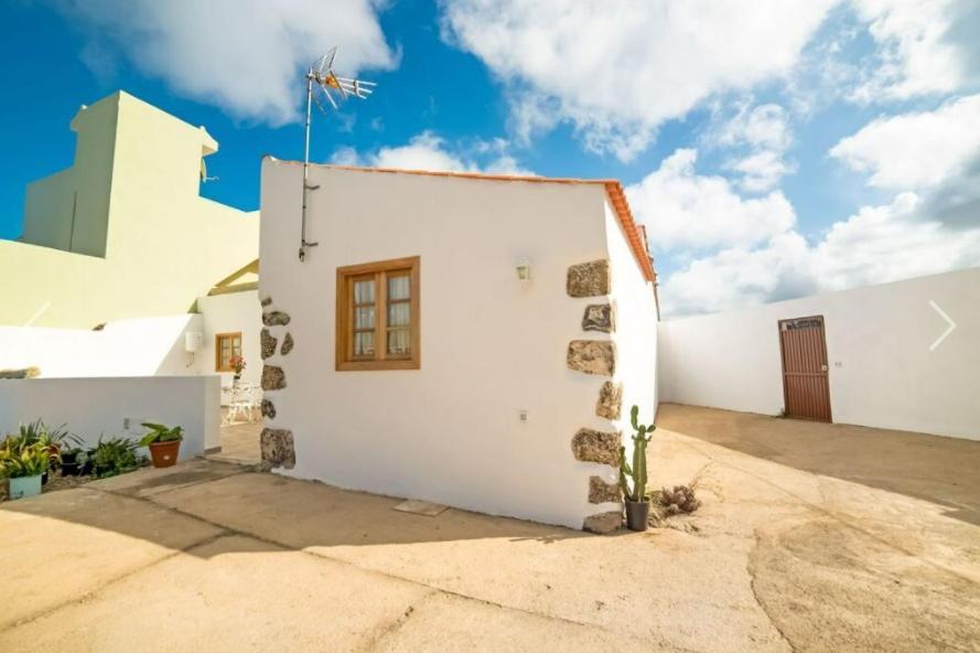 Villa La Casa Del Bisa Genovés Exterior foto
